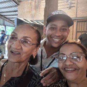 Meet your Posher, Arelis